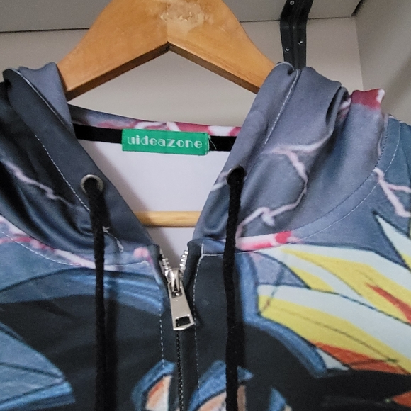 Dragon Ball Z Hoodie - Picture 3 of 5